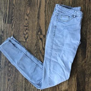 Divided h&m gray skinny jeans
